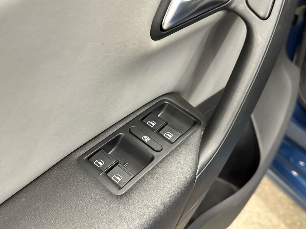 Volkswagen Polo 2013 Sininen