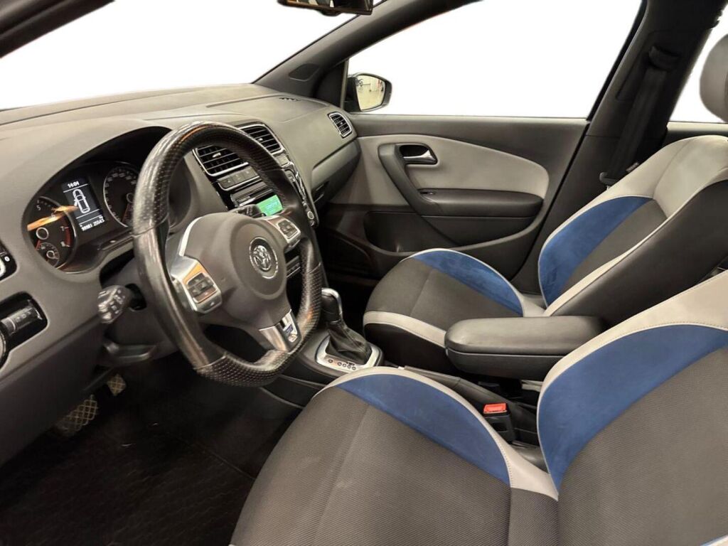 Volkswagen Polo 2013 Sininen