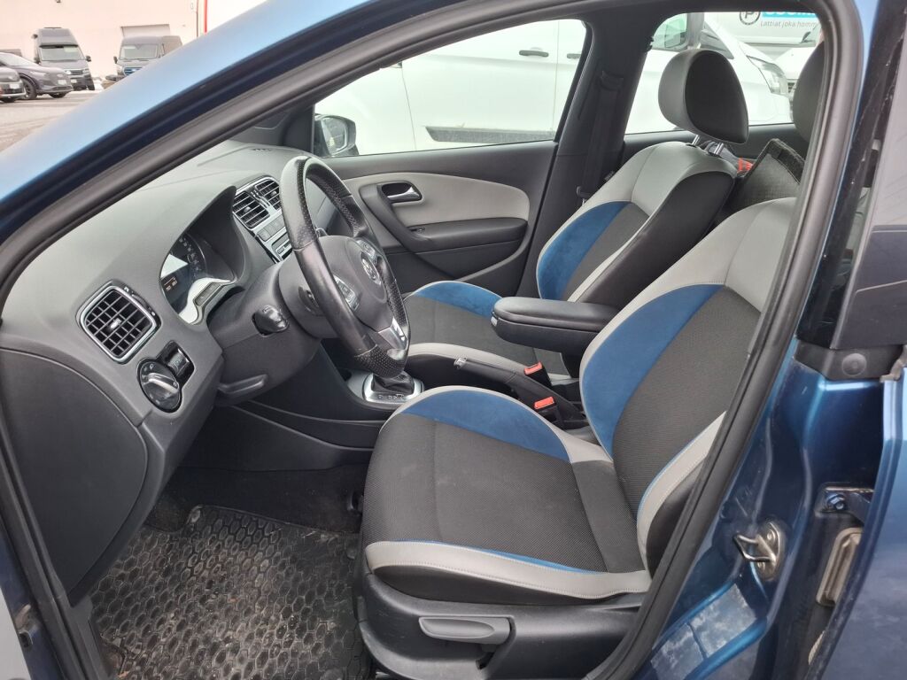 Volkswagen Polo 2013 Sininen