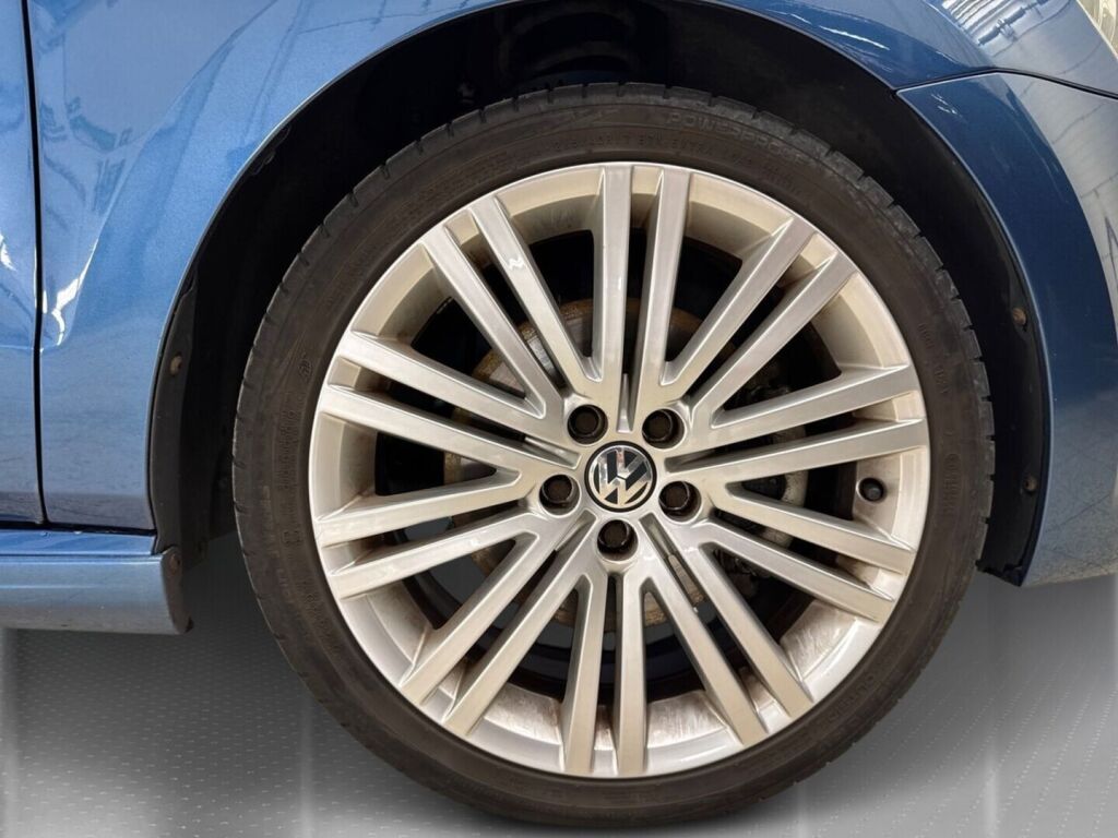 Volkswagen Polo 2013 Sininen