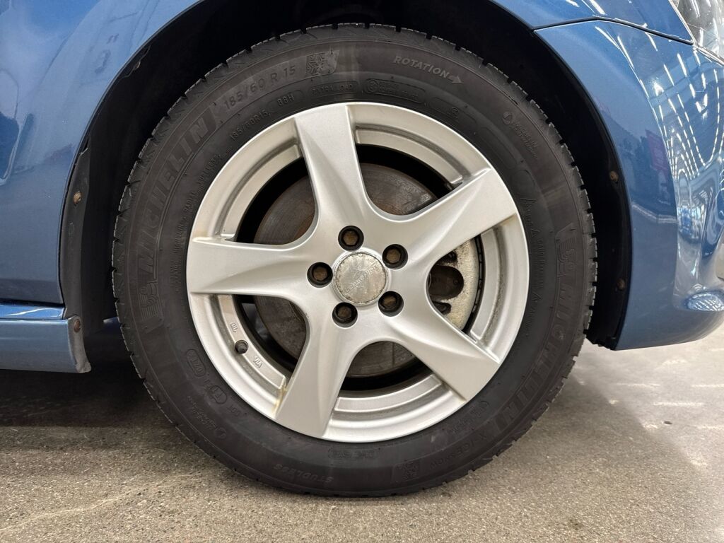 Volkswagen Polo 2013 Sininen