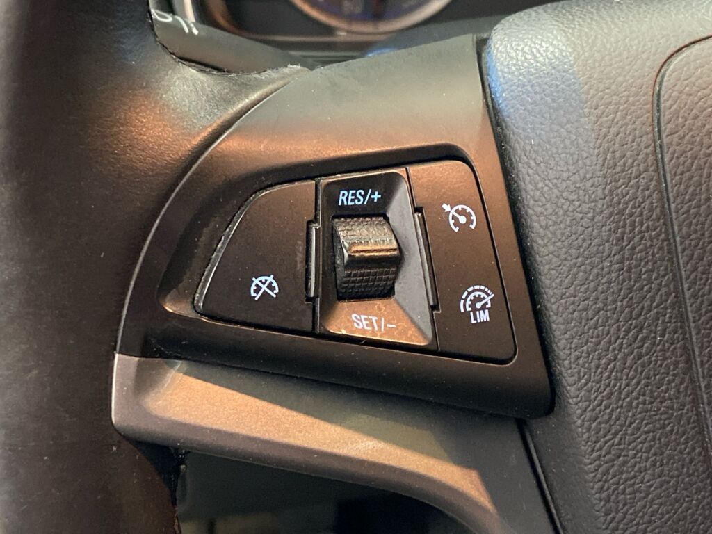 Chevrolet Trax 2013 Musta