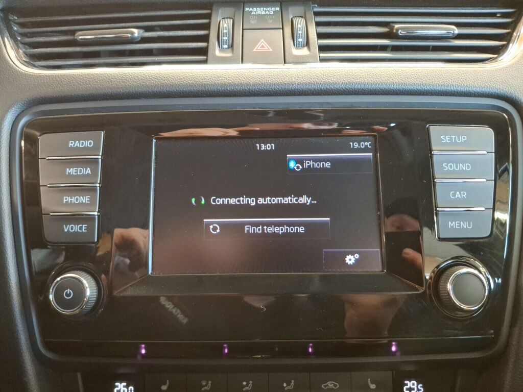 Skoda Octavia 2013 Valkoinen