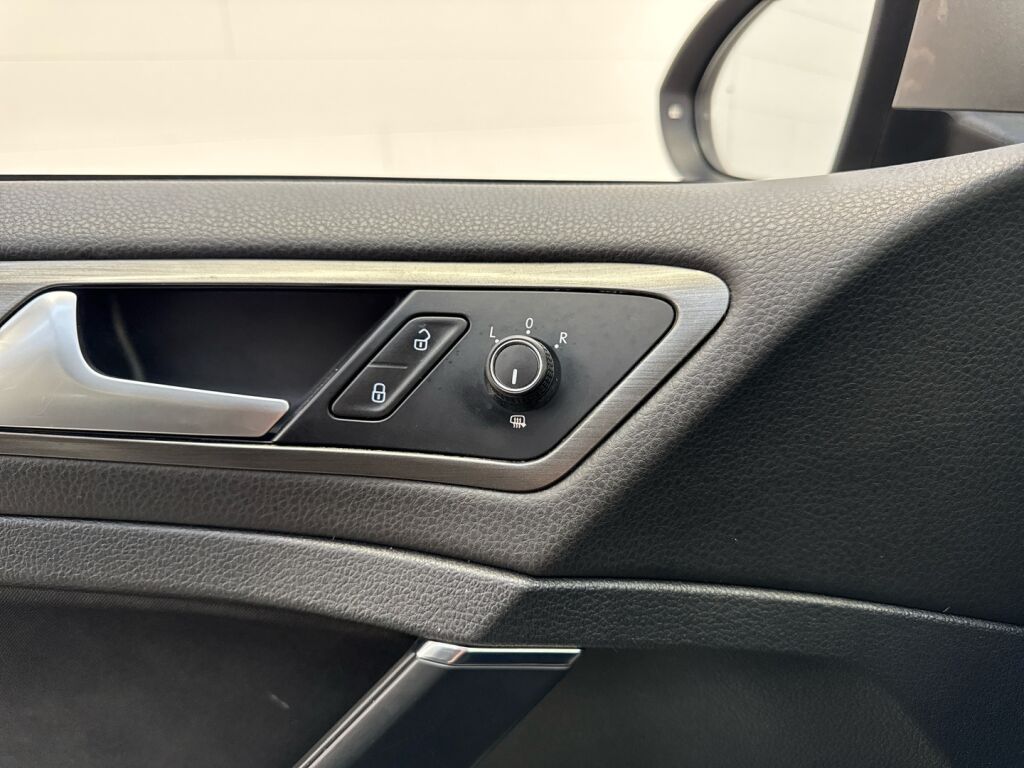 Volkswagen Golf 2013 Harmaa