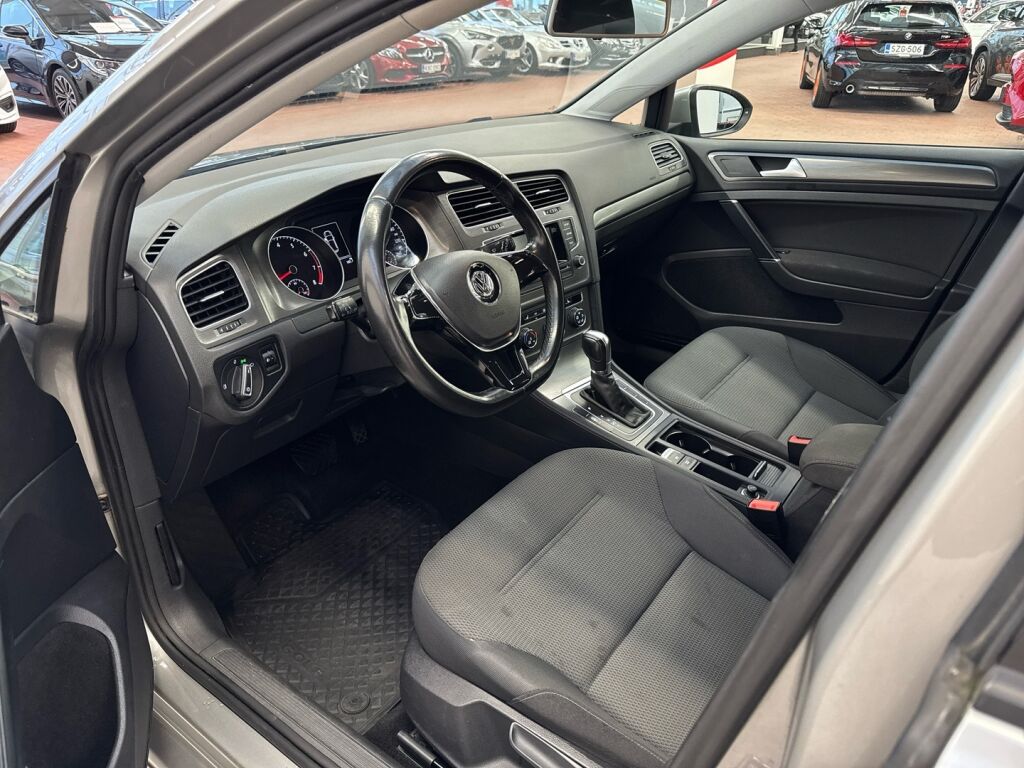 Volkswagen Golf 2013 Harmaa