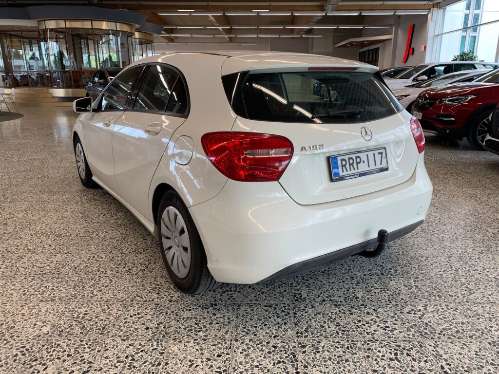 Mercedes-Benz A 2014 Valkoinen