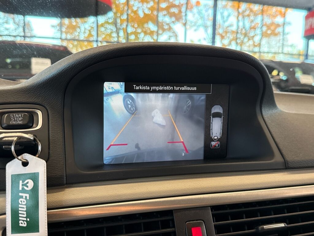 Volvo V70 2014 Sininen