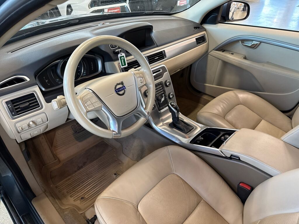 Volvo V70 2014 Sininen