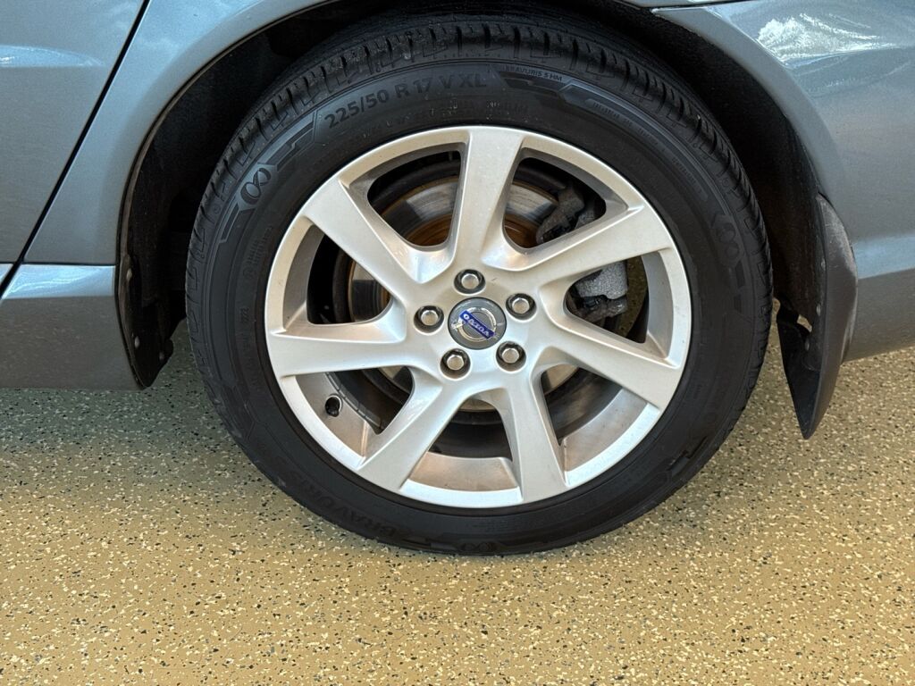 Volvo V70 2014 Sininen