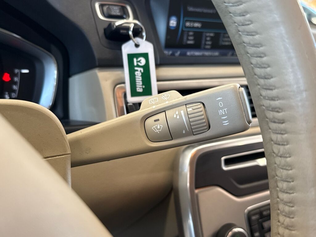 Volvo V70 2014 Sininen