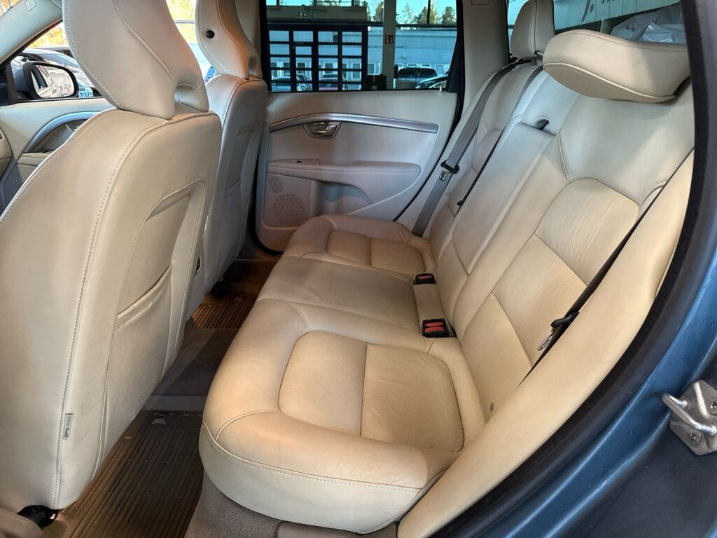 Volvo V70 2014 Sininen