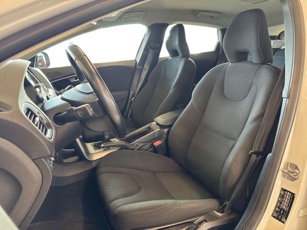 Volvo V40 2014 Valkoinen