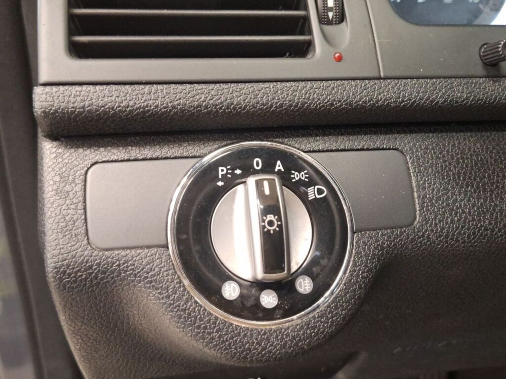Mercedes-Benz C 2008 Harmaa