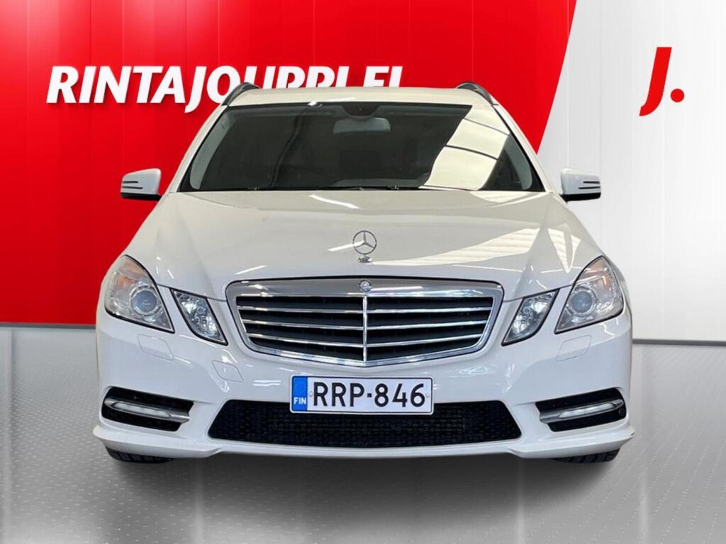 Mercedes-Benz E 2012 Valkoinen