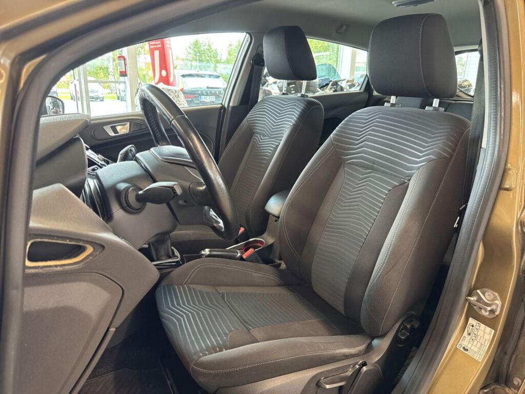 Ford Fiesta 2014 Ruskea (beige)