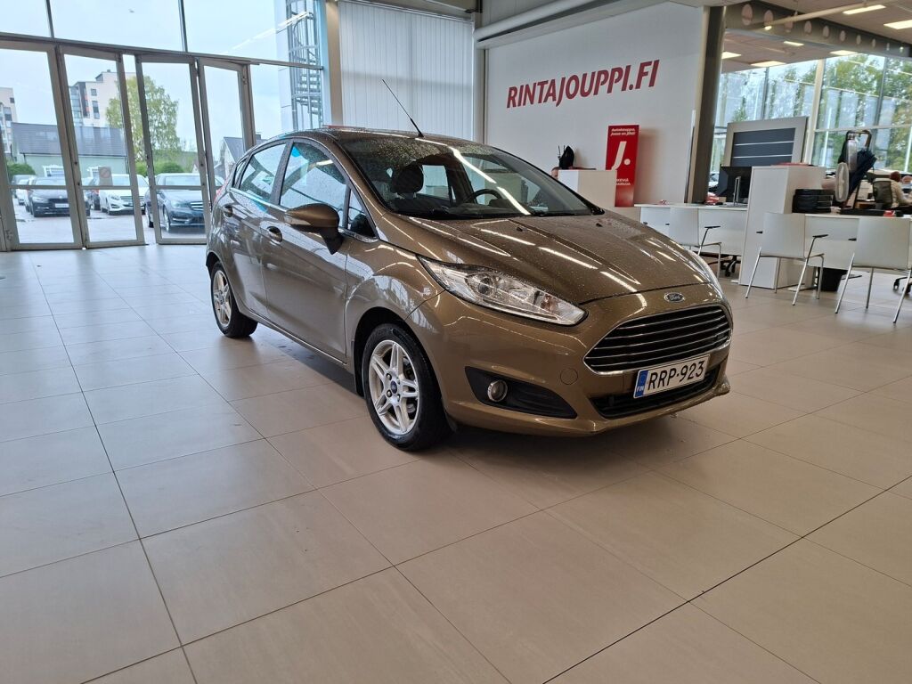 Ford Fiesta 2014 Ruskea (beige)