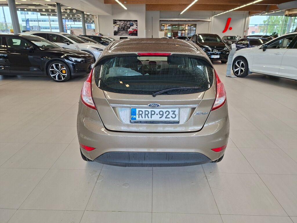 Ford Fiesta 2014 Ruskea (beige)