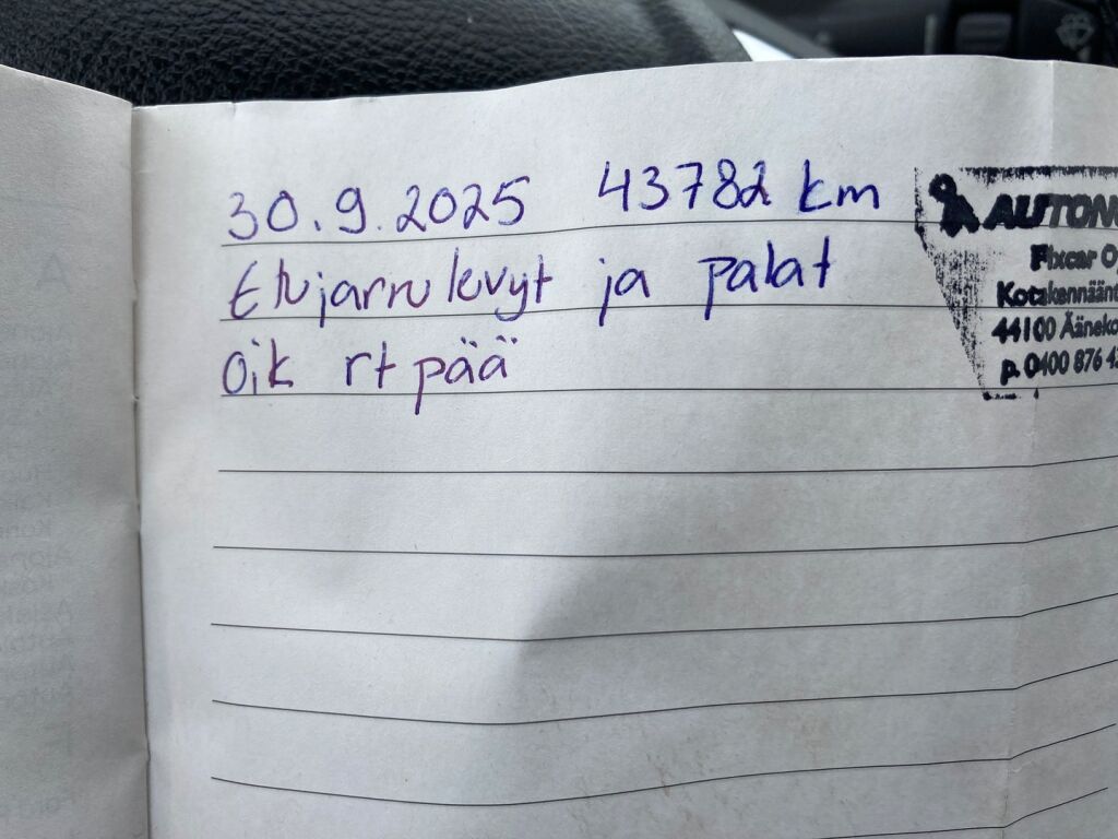 Ford Fiesta 2014 Metallinhohto Harmaa