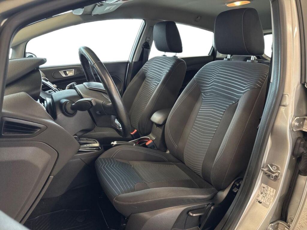 Ford Fiesta 2014 Metallinhohto Harmaa