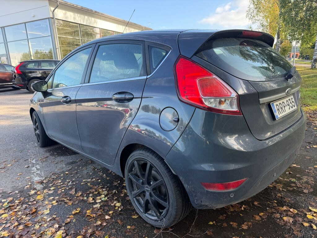 Ford Fiesta 2014 Harmaa