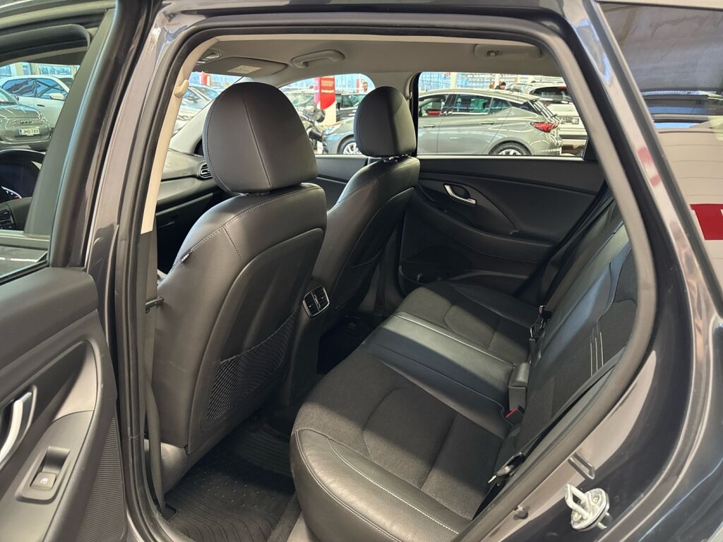 Hyundai i30 Wagon 2021 Harmaa