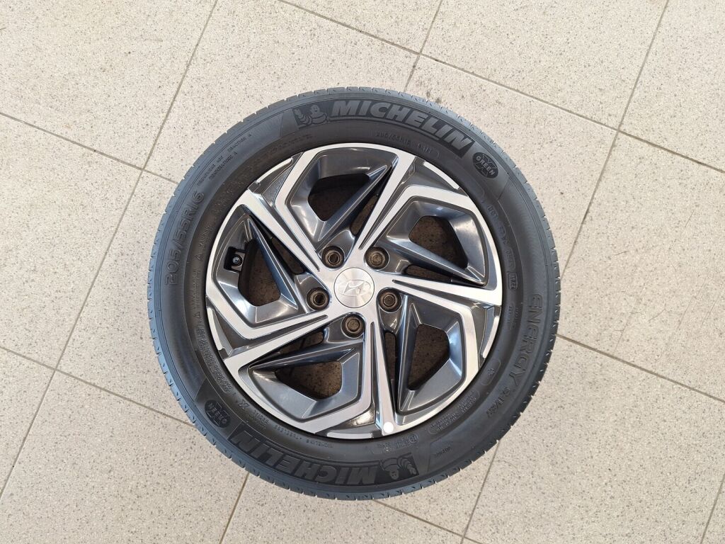 Hyundai i30 Hatchback 2021 Valkoinen