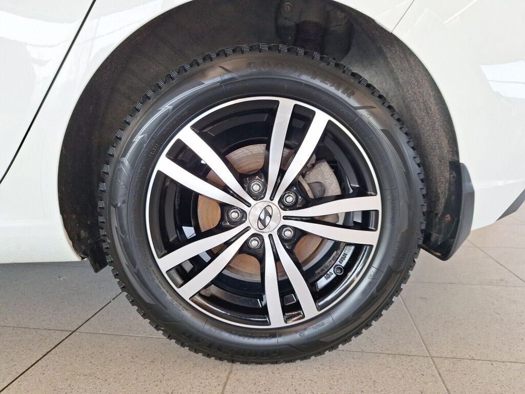 Hyundai i30 Hatchback 2021 Valkoinen