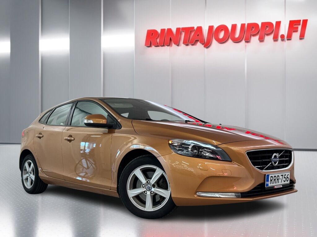 Volvo V40 2014 Oranssi