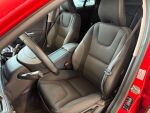 Volvo V60 2014 Punainen
