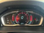Volvo V60 2014 Punainen