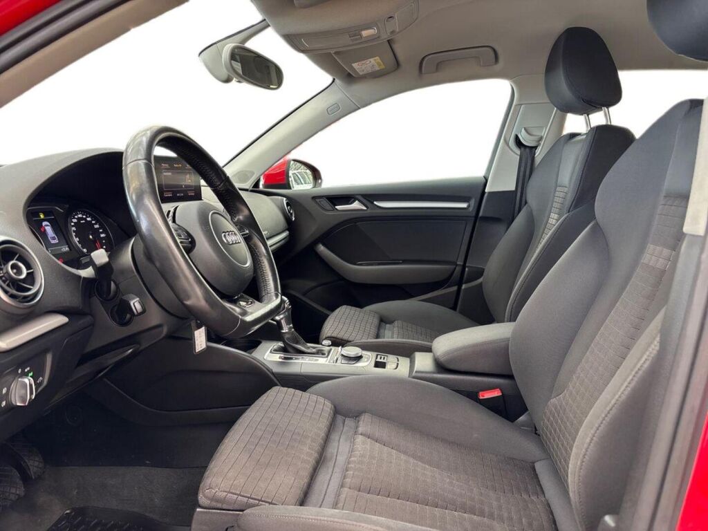 Audi A3 2014 Punainen