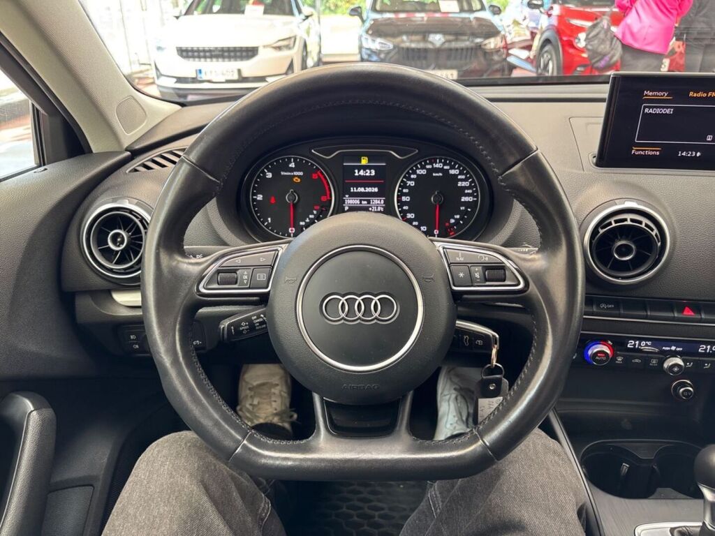 Audi A3 2014 Punainen