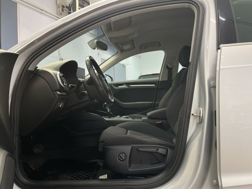 Audi A3 2014 Met. Hopea