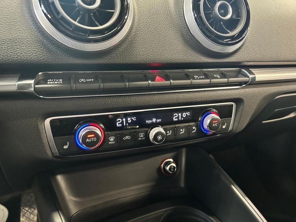 Audi A3 2014 Met. Hopea