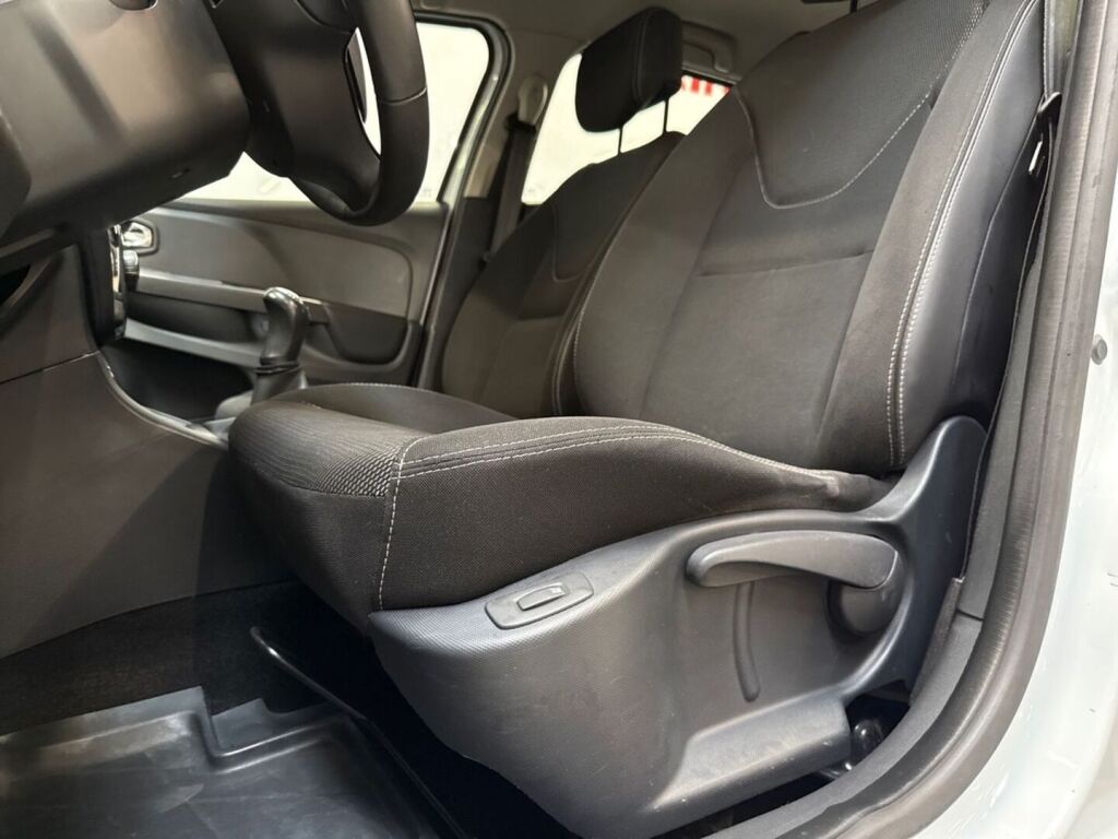 Renault Clio 2014 Valkoinen