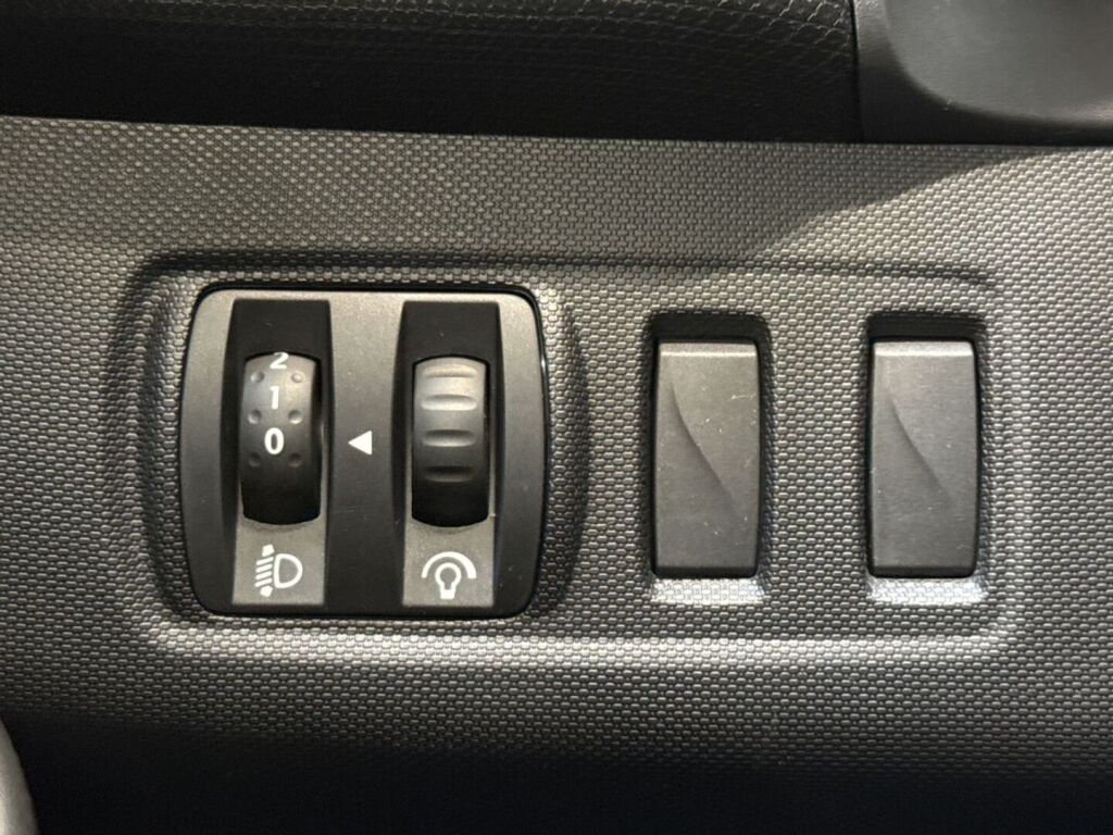 Renault Clio 2014 Valkoinen