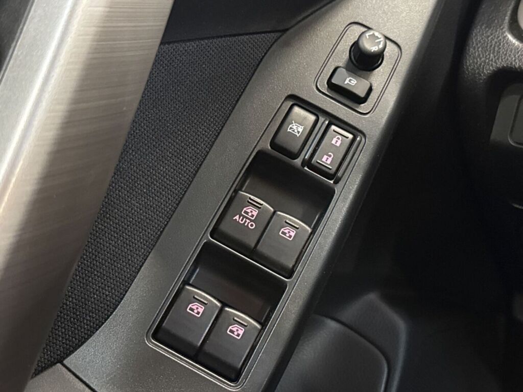 Subaru Forester 2013 Punainen