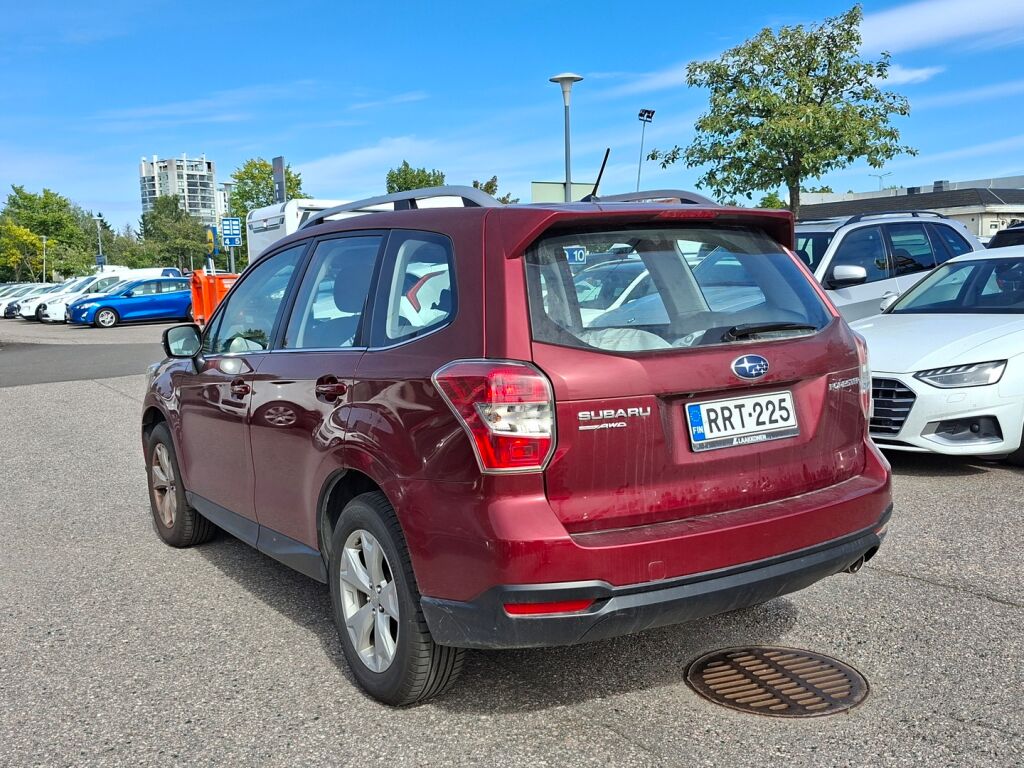 Subaru Forester 2013 Punainen