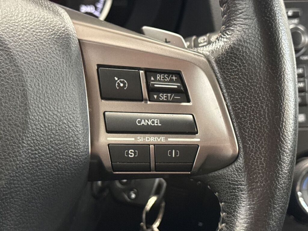 Subaru Forester 2013 Punainen