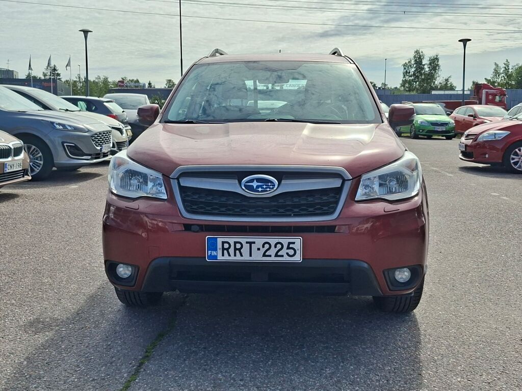 Subaru Forester 2013 Punainen