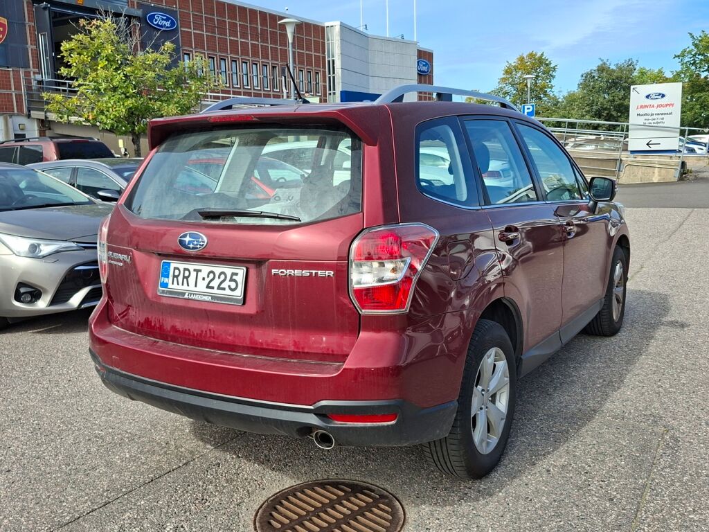 Subaru Forester 2013 Punainen
