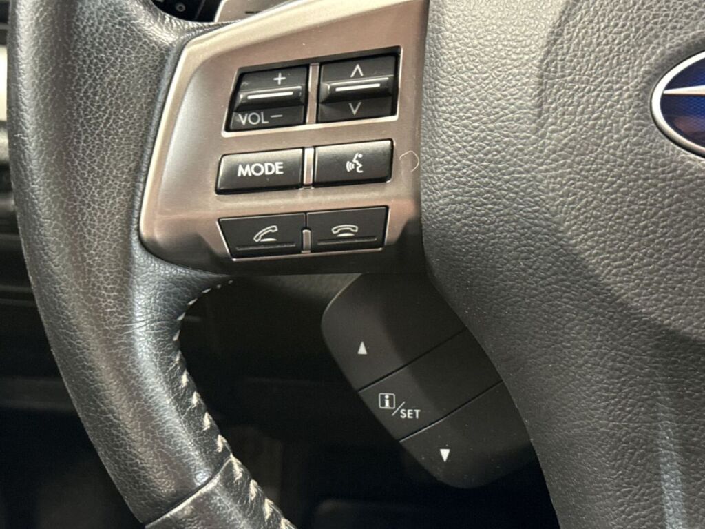 Subaru Forester 2013 Punainen