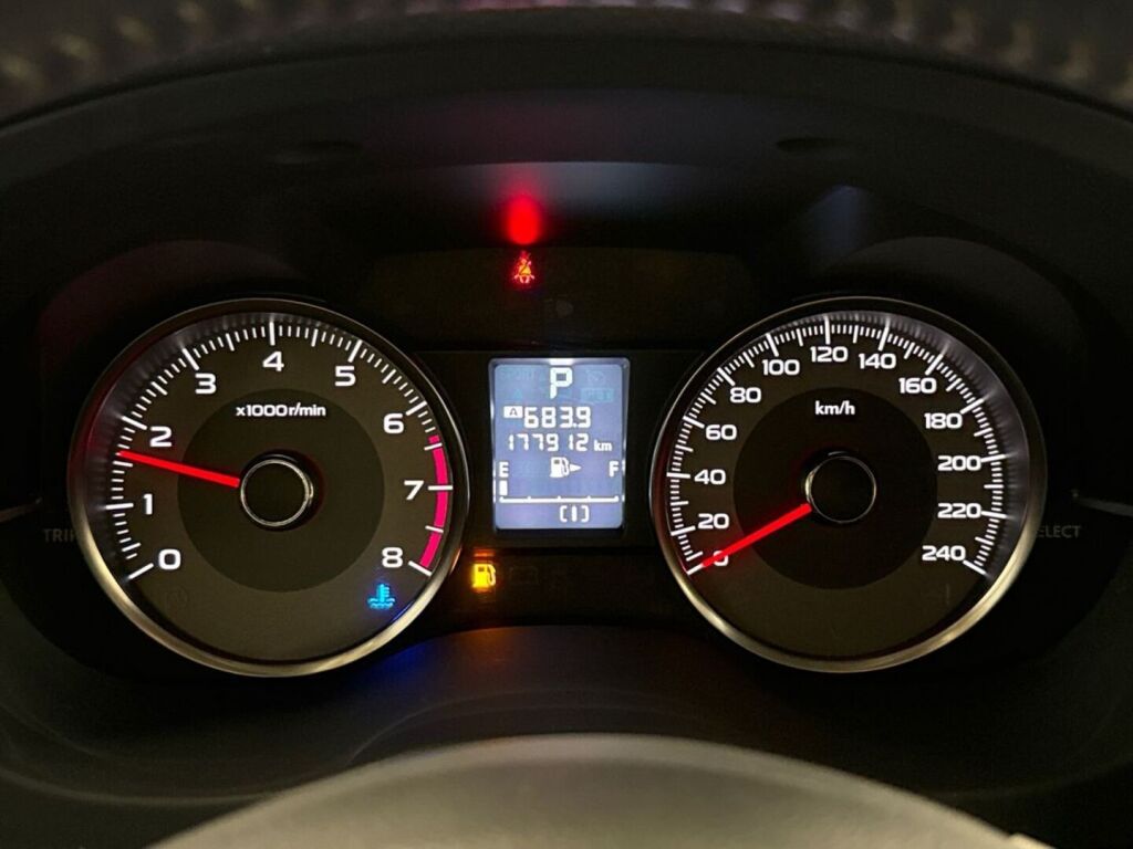 Subaru Forester 2013 Punainen