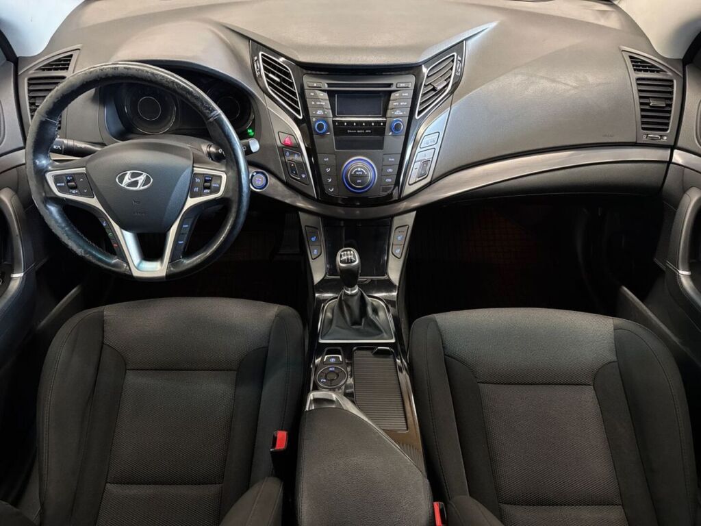Hyundai i40 Wagon 2015 Sininen