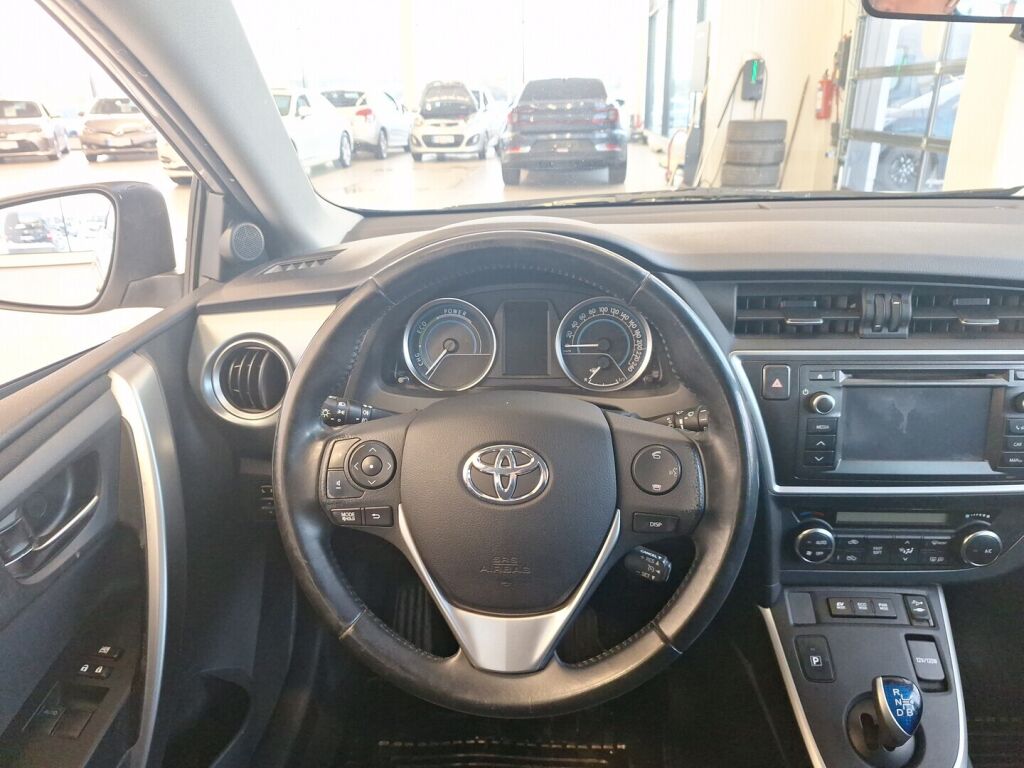 Toyota Auris 2013 Hopea