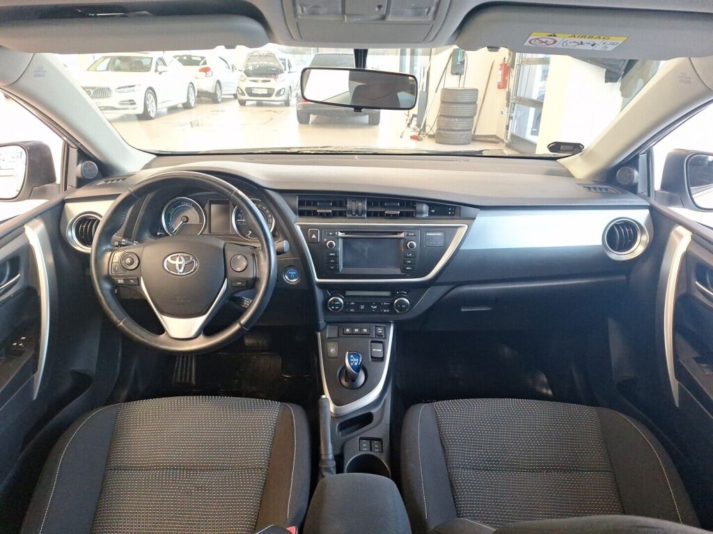 Toyota Auris 2013 Hopea