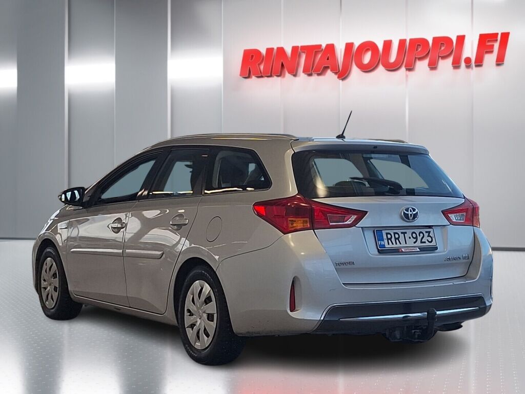 Toyota Auris 2013 Hopea