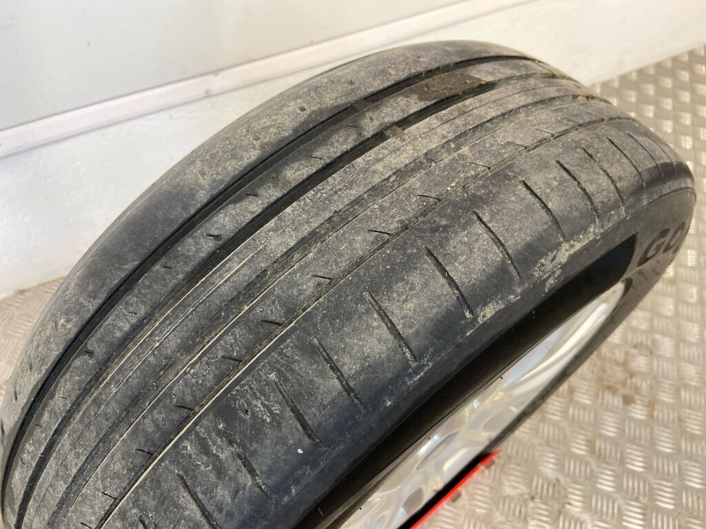 Ford C-Max 2013 Musta