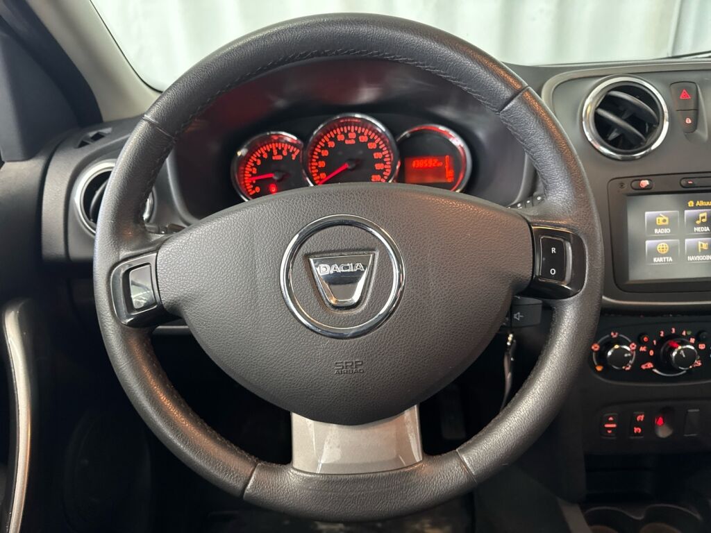 Dacia Sandero 2014 Musta