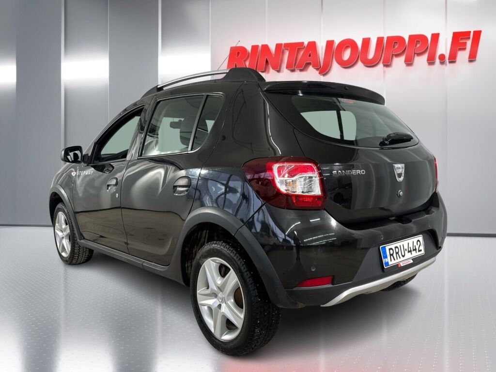 Dacia Sandero 2014 Musta